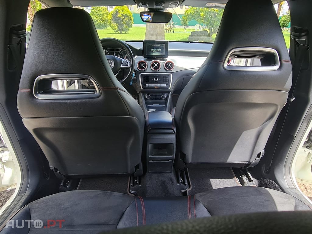 Mercedes-Benz CLA 220 d Shooting Brake AMG Line Aut.