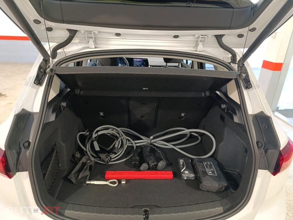 BMW 225 e xDrive