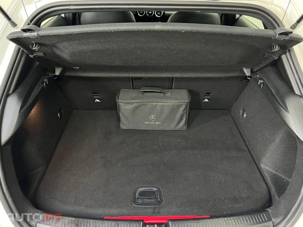 Mercedes-Benz A 250 e  Progressive