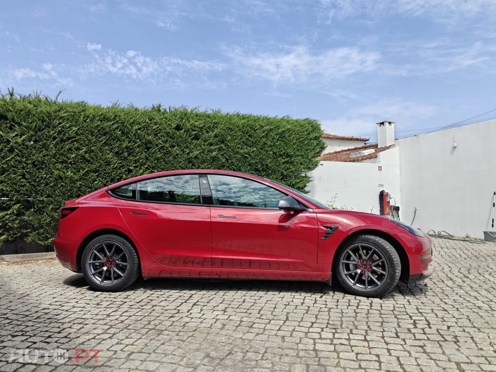 Tesla Model 3 Long Range Tração Integral
