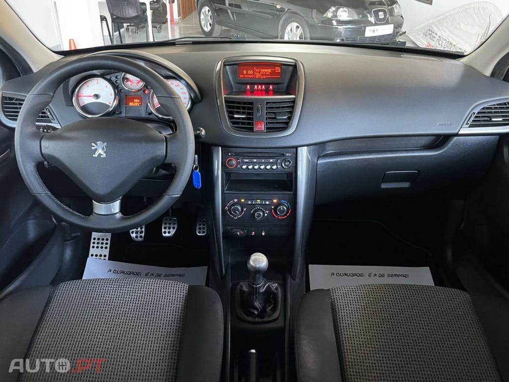 Peugeot 207 1.4 HDi SE Sportium