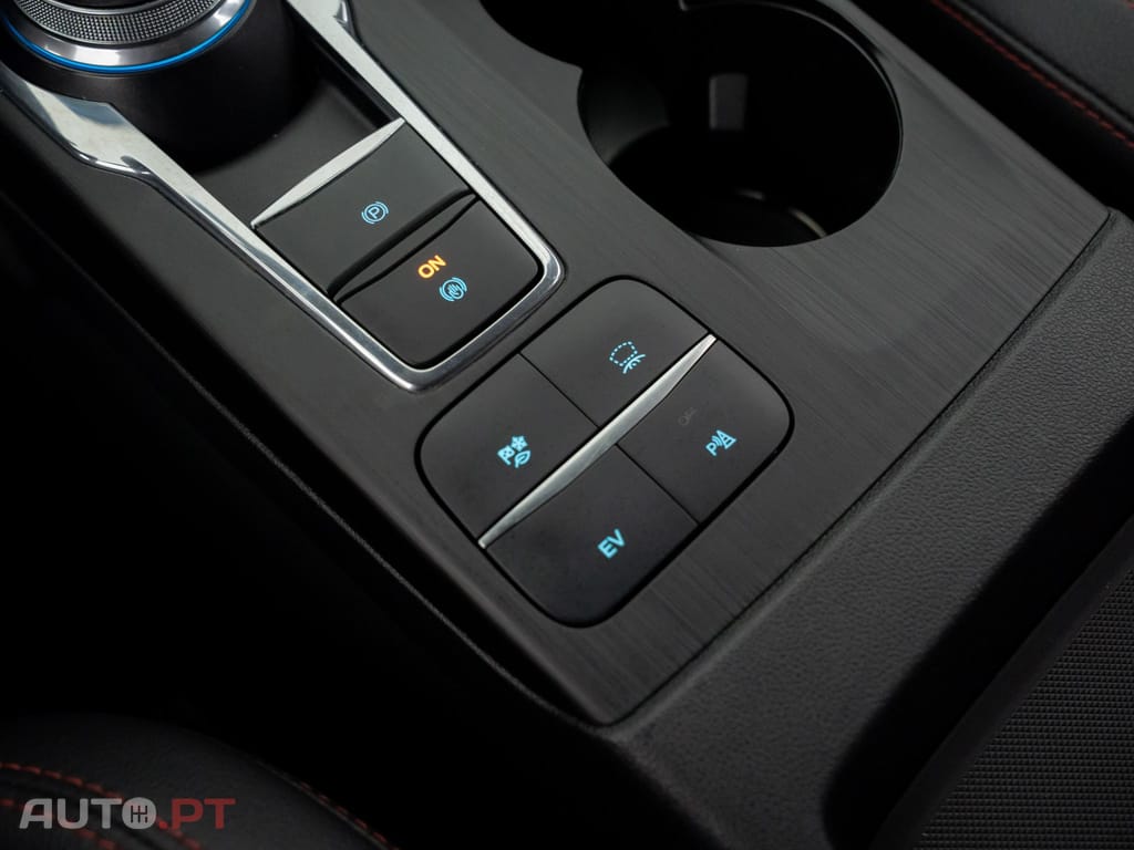 Ford Kuga 2.5 PHEV ST-Line X