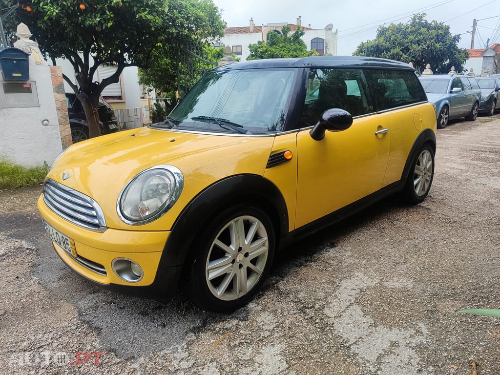 MINI Clubman Cooper 1.6i 130cv