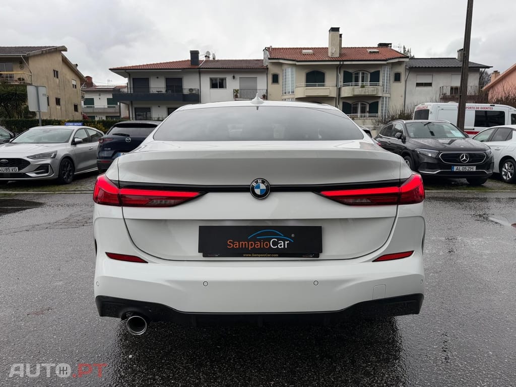 BMW 216 d Pack Desportivo M