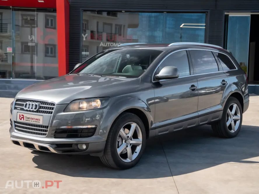 Audi Q7 3.0 TDI DPF quattro tiptronic