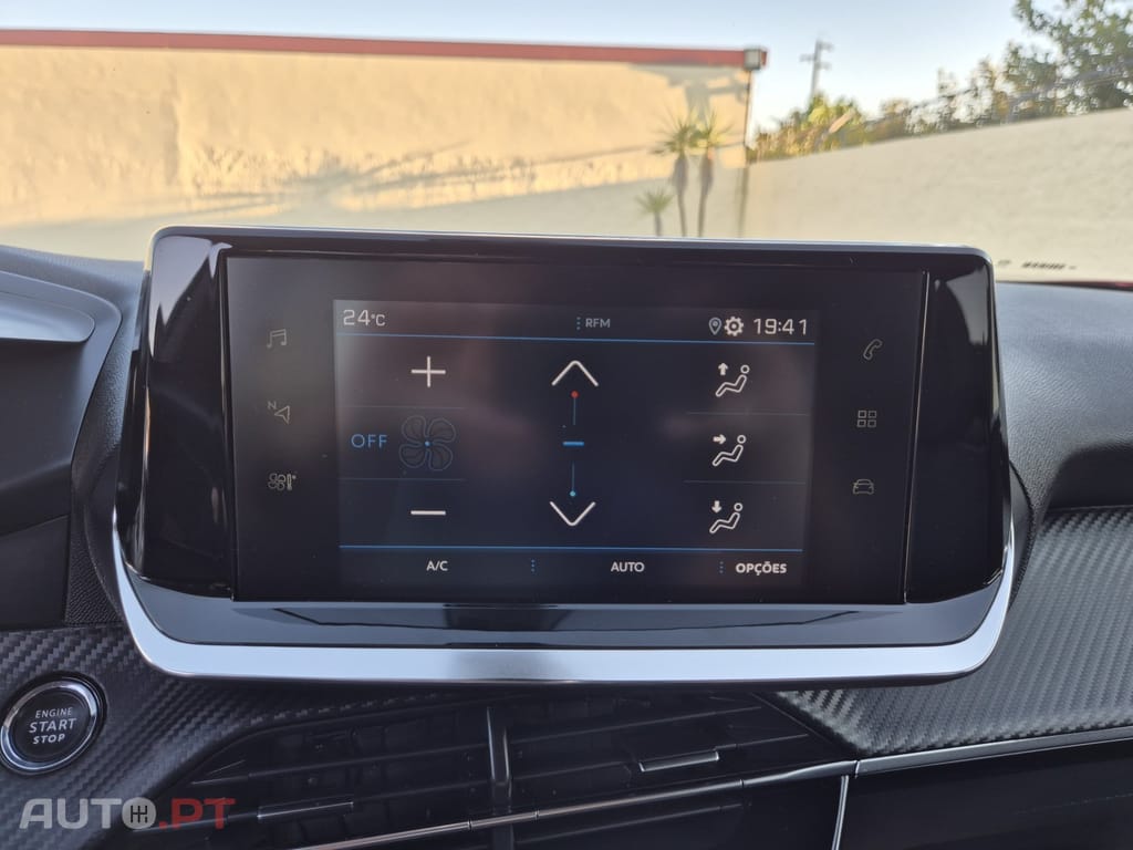 Peugeot 2008 1.2 PureTech Allure Pack