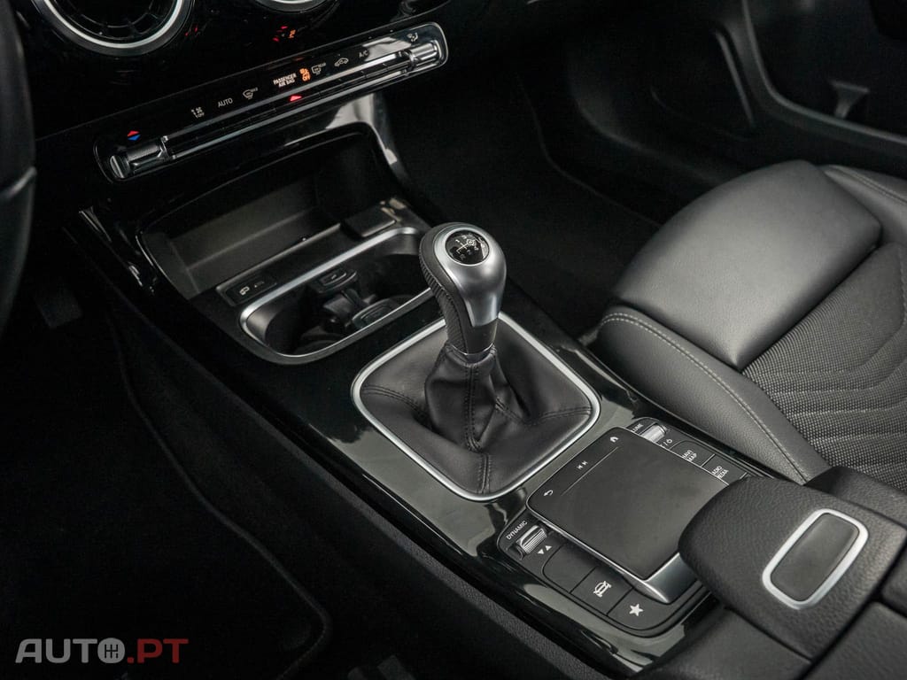 Mercedes-Benz A 180 d Business Solutions