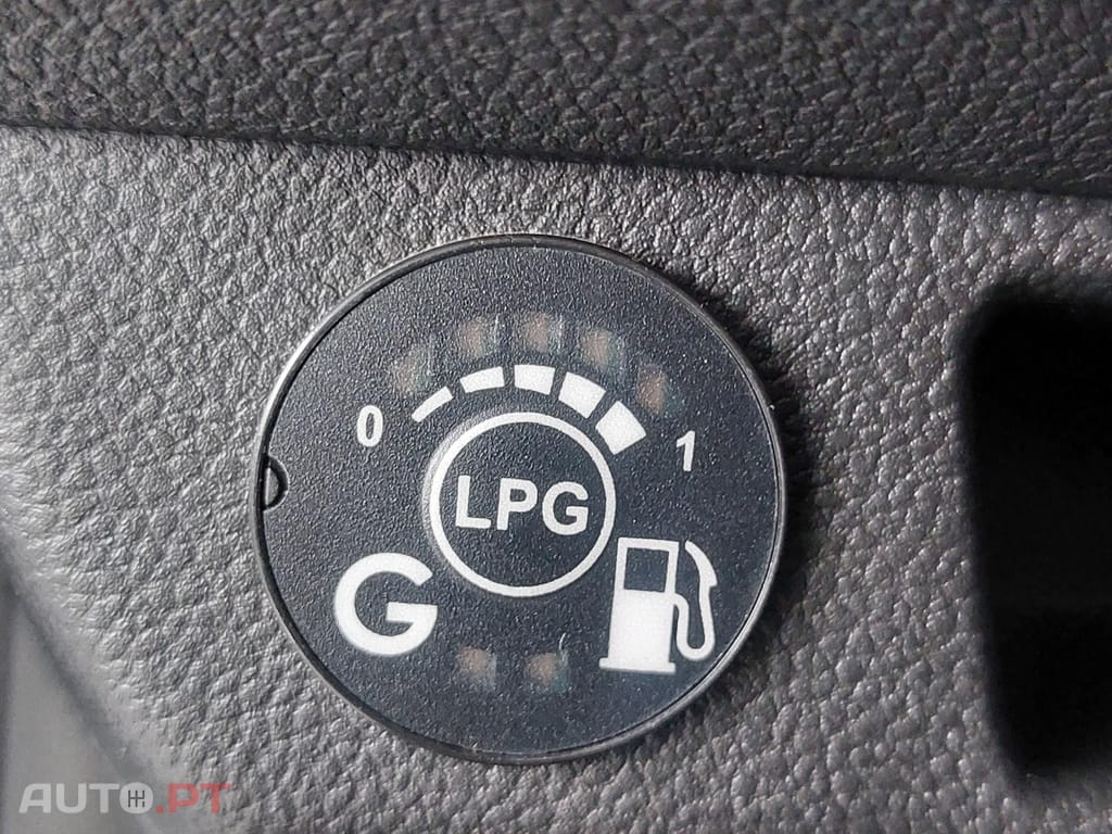 Renault Clio 1.0 TCe Evolution Bi-Fuel