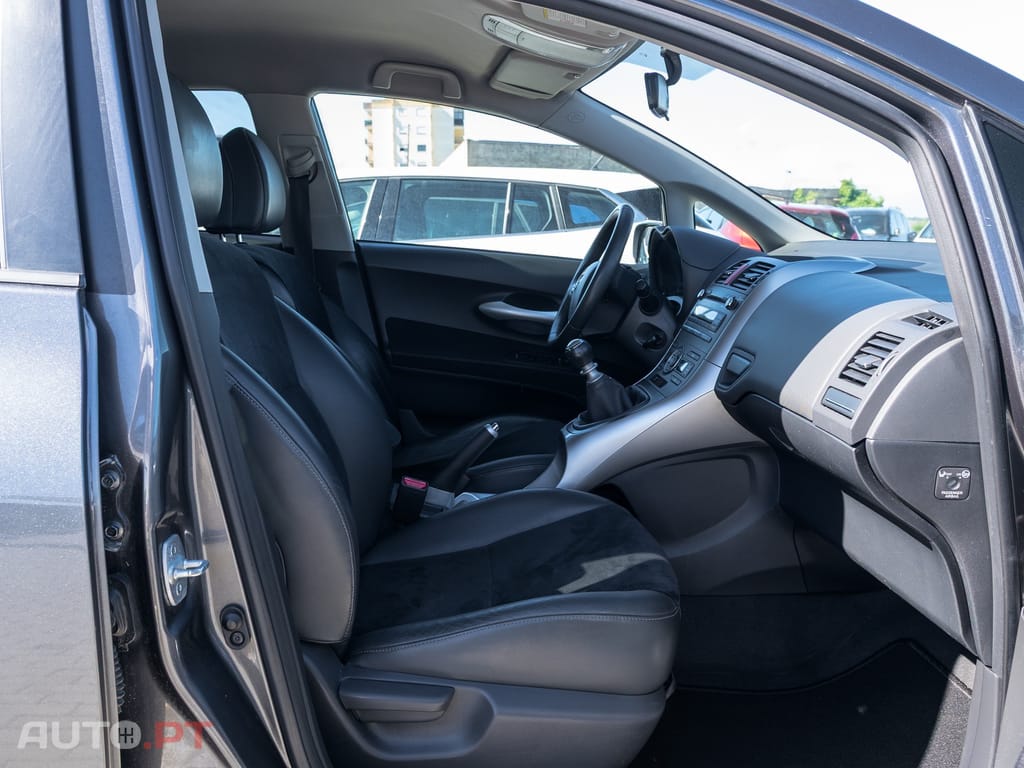 Toyota Auris 1.4 D-4D Comfort
