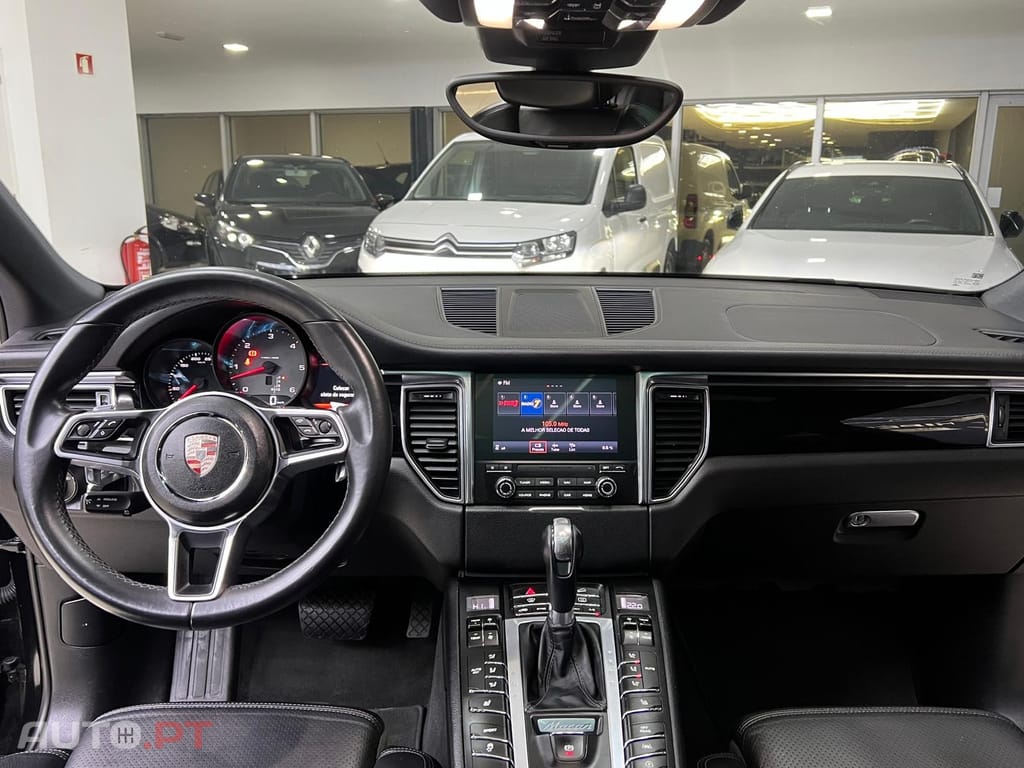 Porsche Macan S