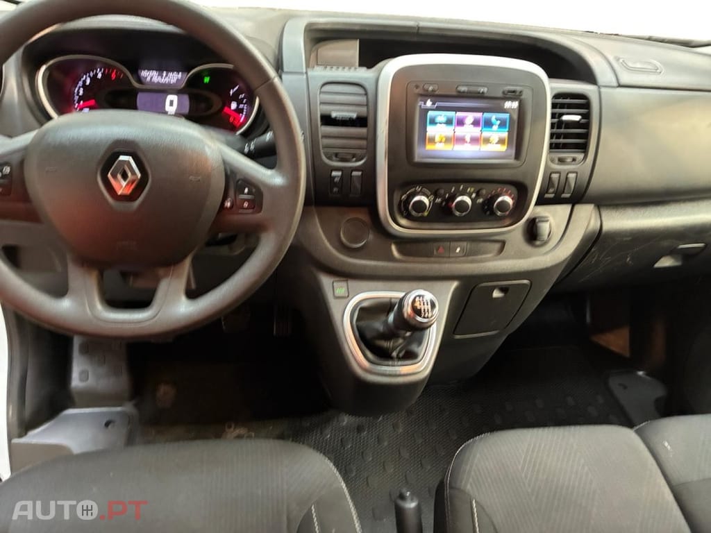 Renault Trafic 2.0 dCi L2H1 1.3T Grand Confort