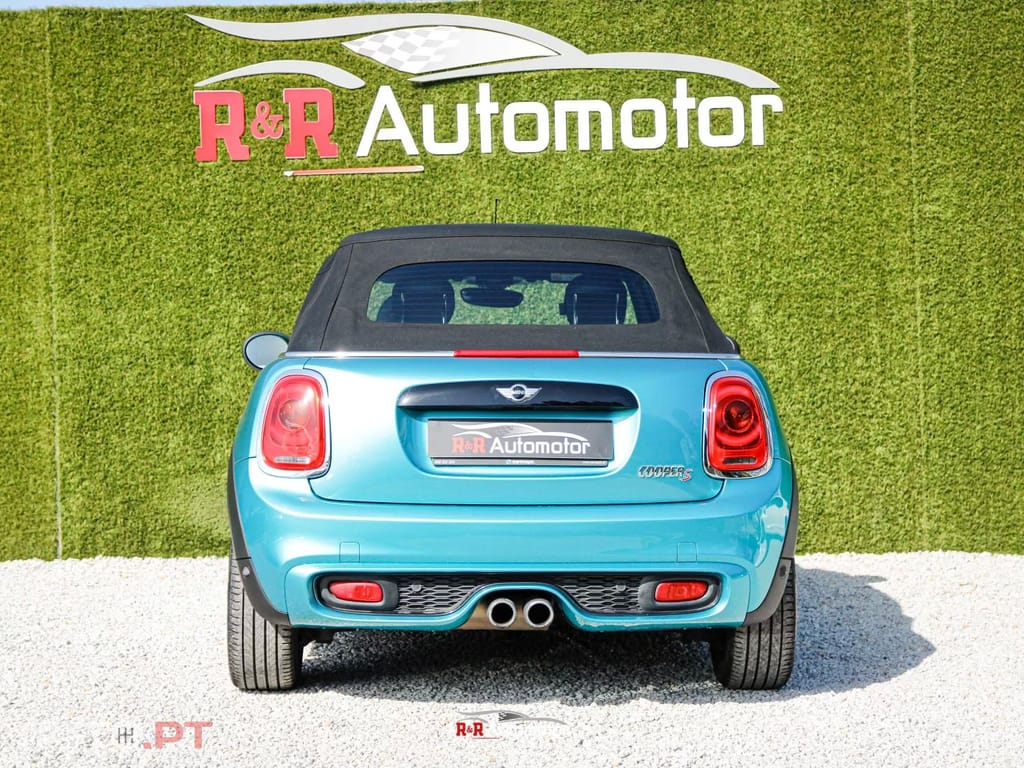 MINI Cabrio Cooper S Auto Desportiva