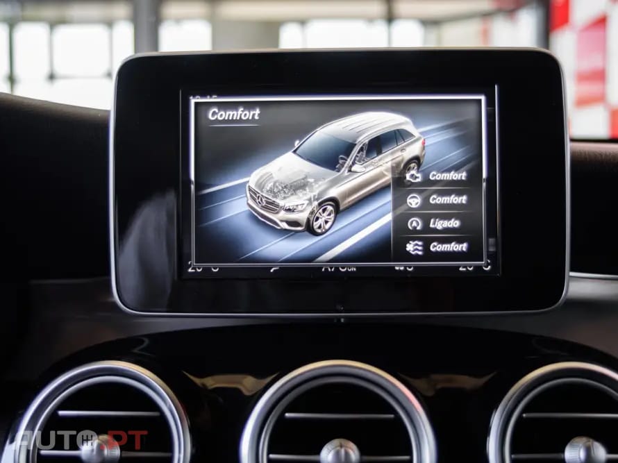 Mercedes-Benz GLC 250 d AMG Line 4-Matic