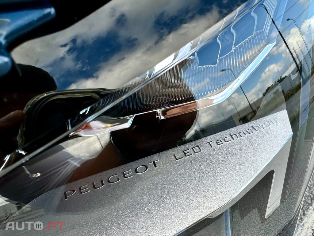 Peugeot 3008 1.5 BlueHDi Allure Pack EAT8