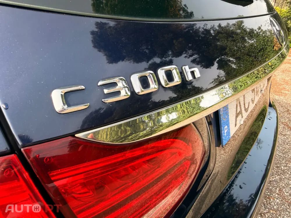 Mercedes-Benz C 300 h AMG Line