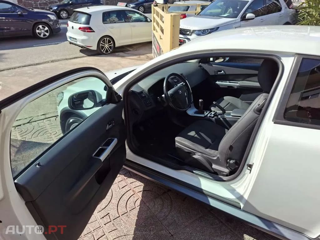Volvo C30  Drive Momentum