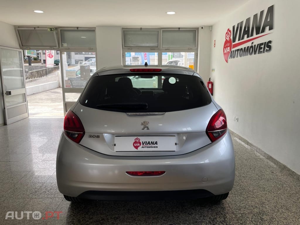 Peugeot 208 1.6 BlueHDi Style