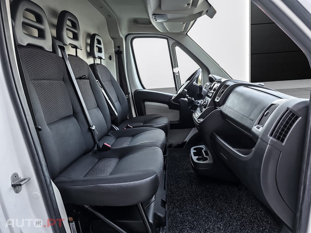 Peugeot Boxer 2.0 BlueHDi 333 L3H2 Pro