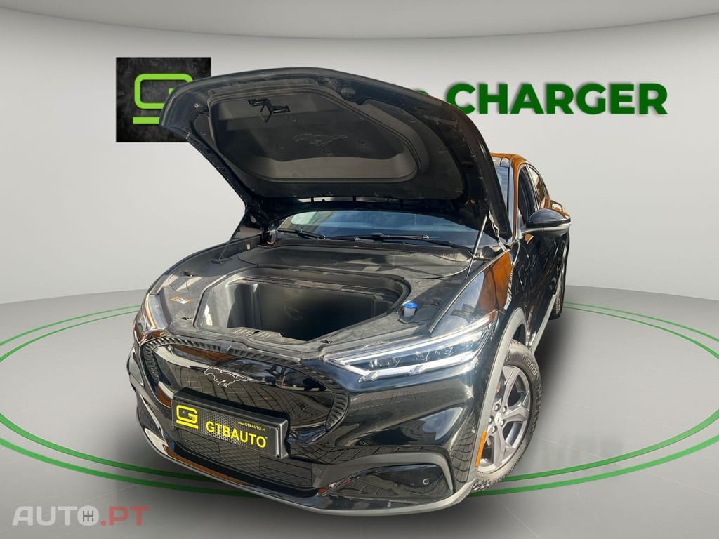 Ford Mustang Mach-E 75.7 kWh Premium AWD