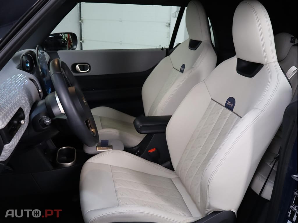 MINI Cooper 2.0 C Favoured L