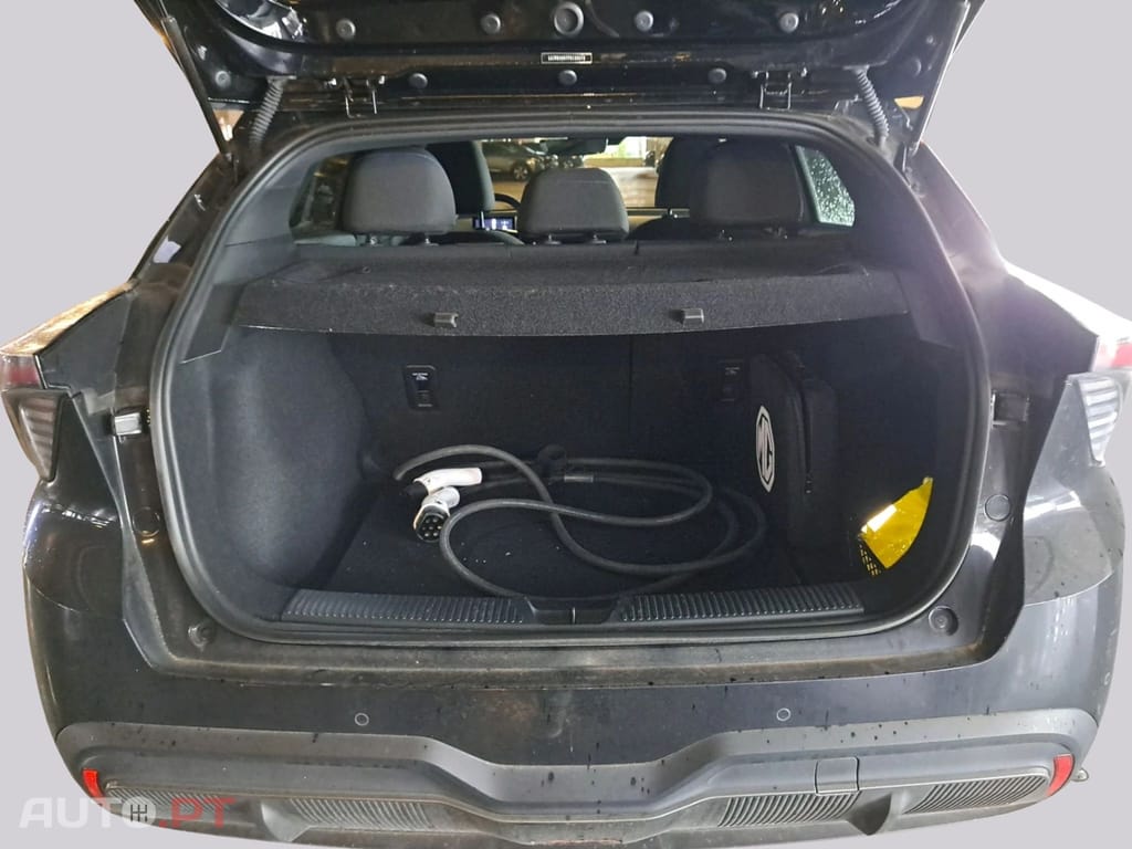 MG MG4 Comfort 64 kWh I.V.A DEDUTIVEL 