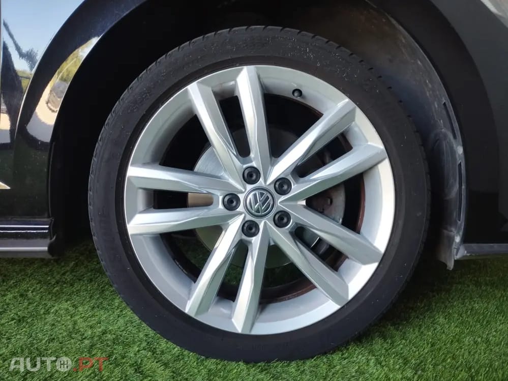 Volkswagen Polo 1.0 TSI R-LINE