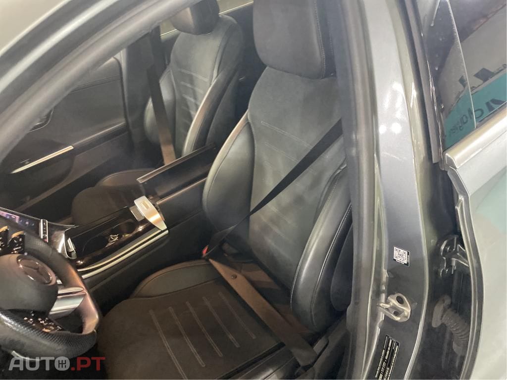 Mercedes-Benz C 300 e AMG Line