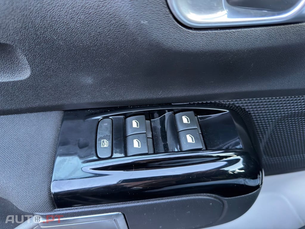 Citroen C3 1.2 PureTech Shine