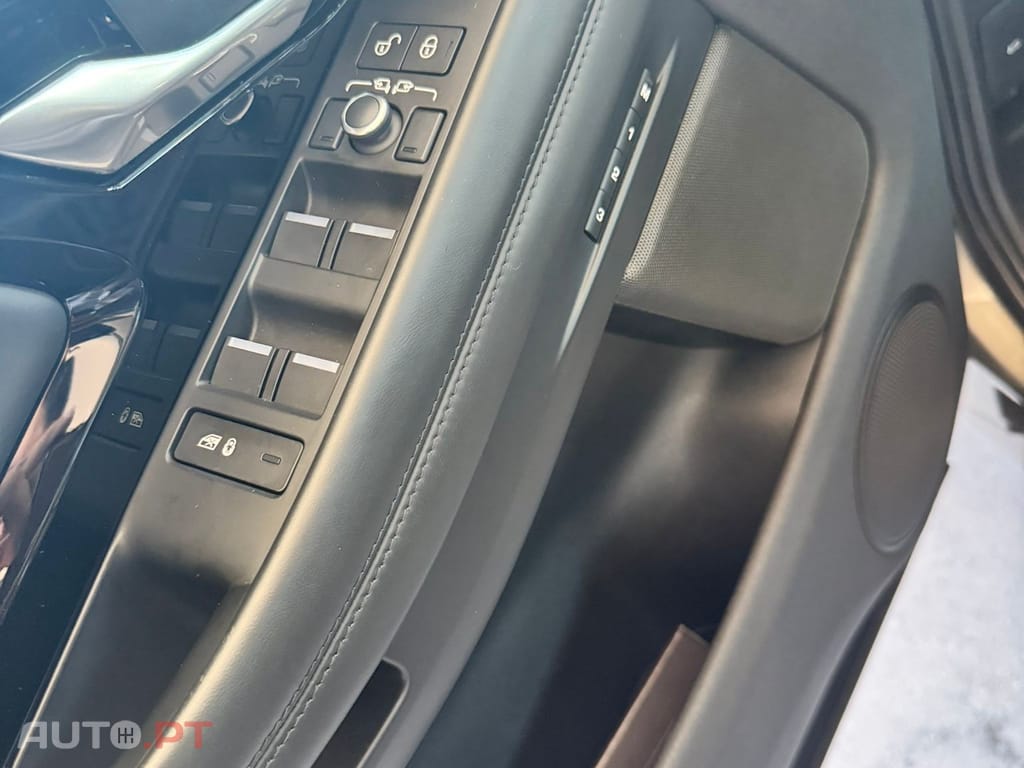 Land Rover Evoque 2.0 D240 HSE R-Dynamic