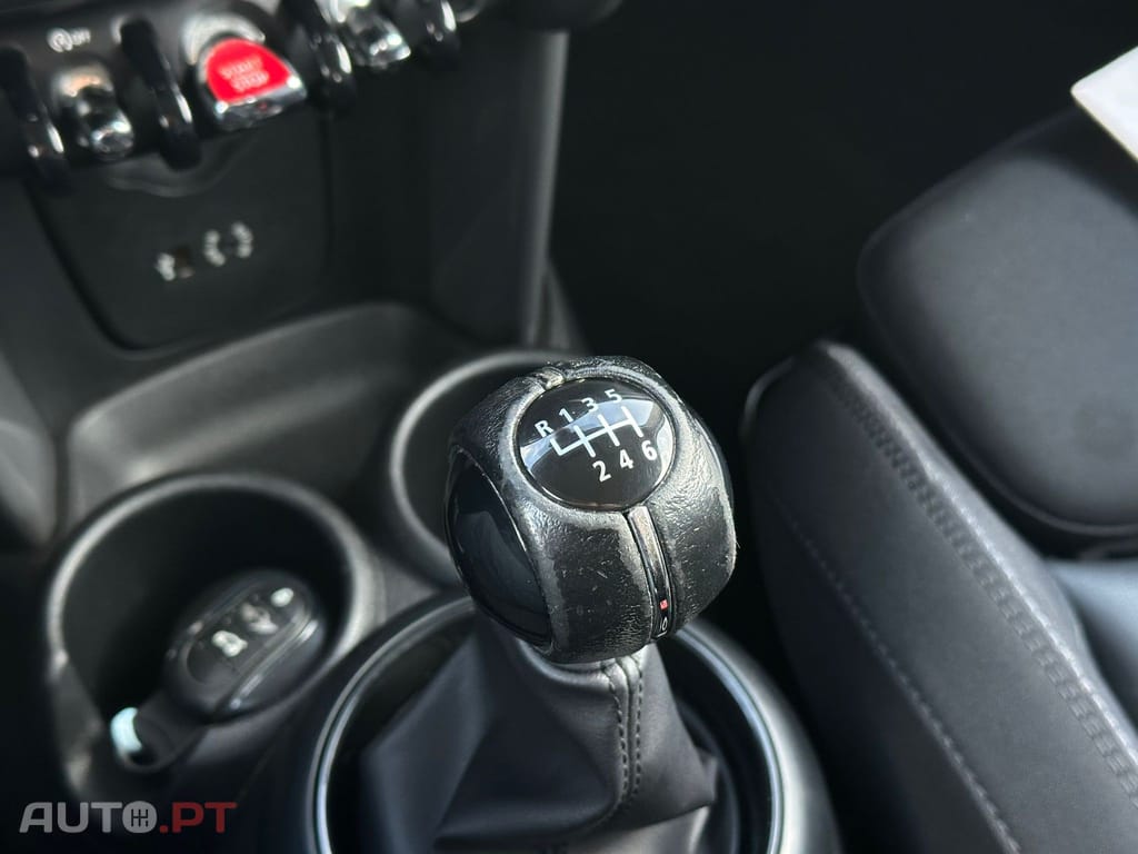 MINI Cooper Cooper D