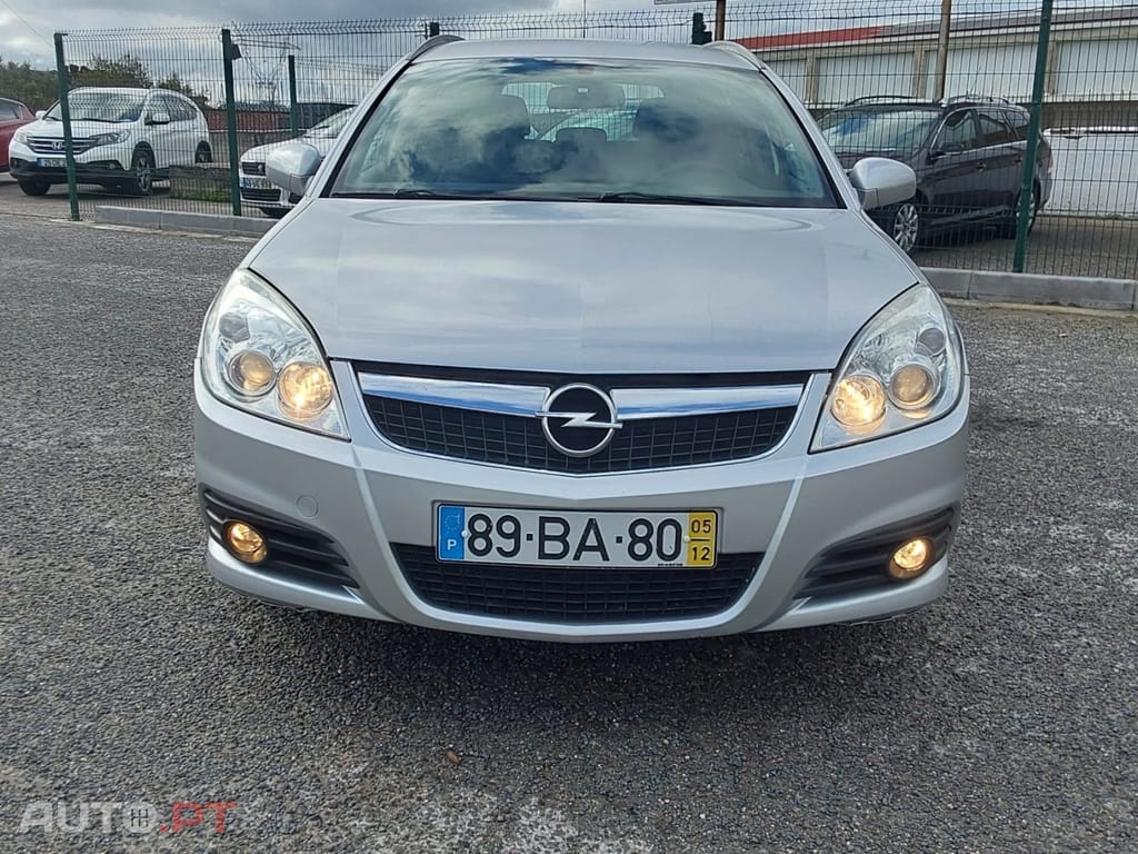 Opel Vectra Caravan 1.9 CDTi Comfort