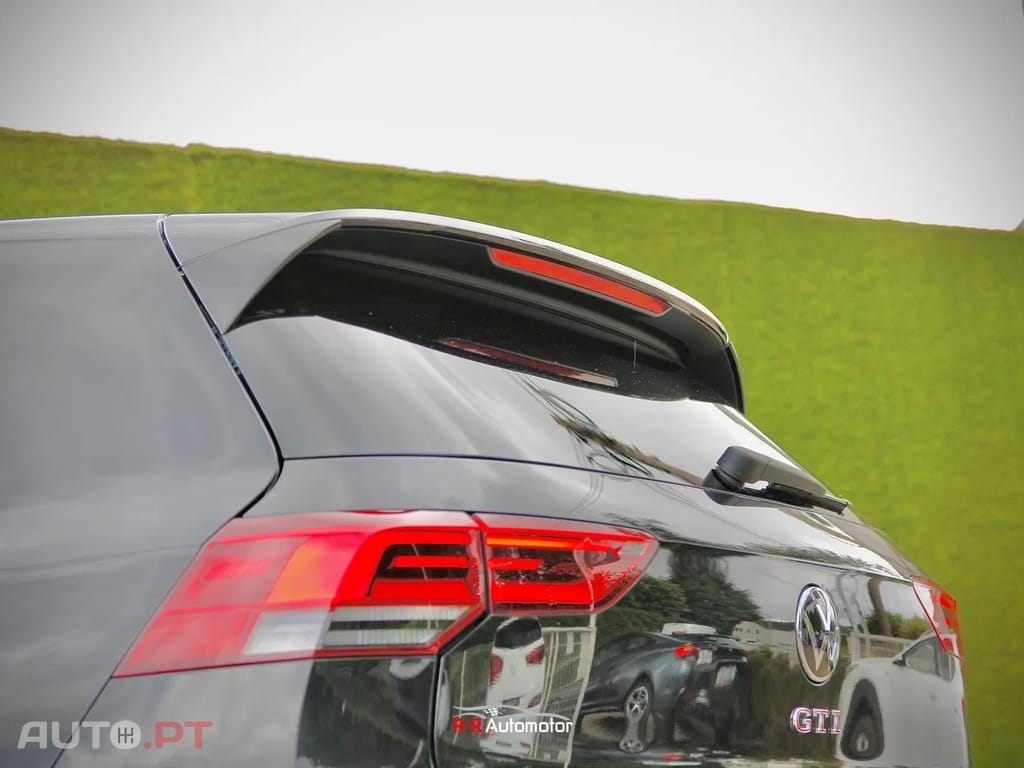 Volkswagen Golf 2.0 TSI GTI DSG Performance