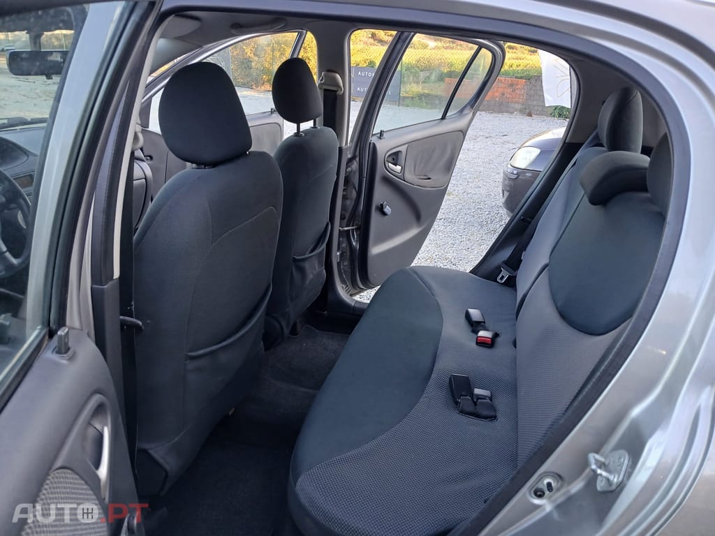 Toyota Yaris 1.0 Terra