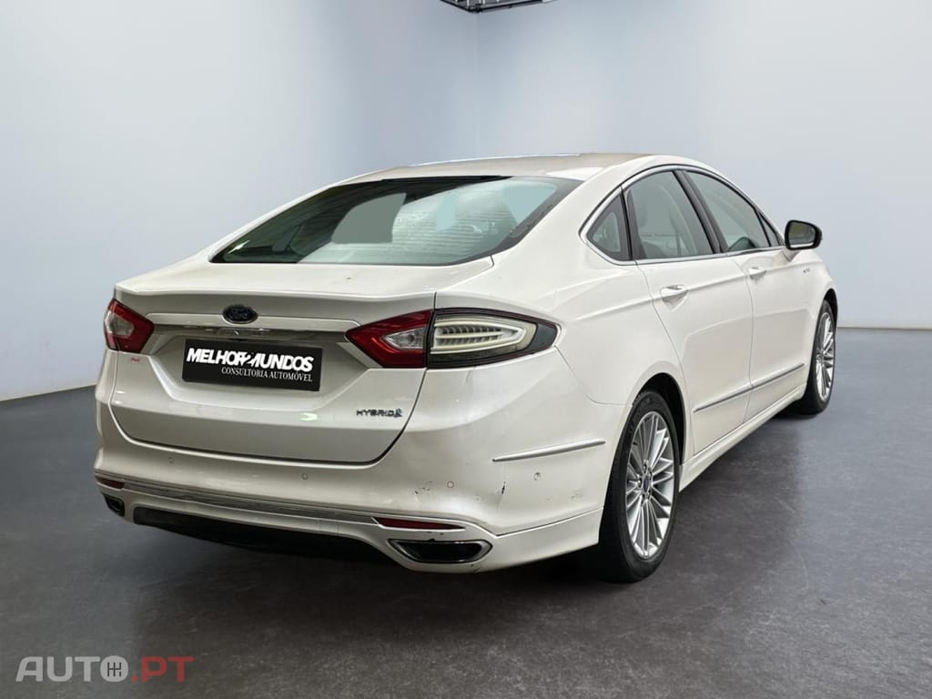 Ford Mondeo 2.0 HEV Vignale