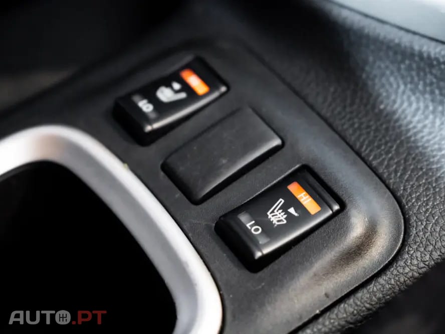 Nissan Navara 2.3 dCi CD 4WD N-Connecta