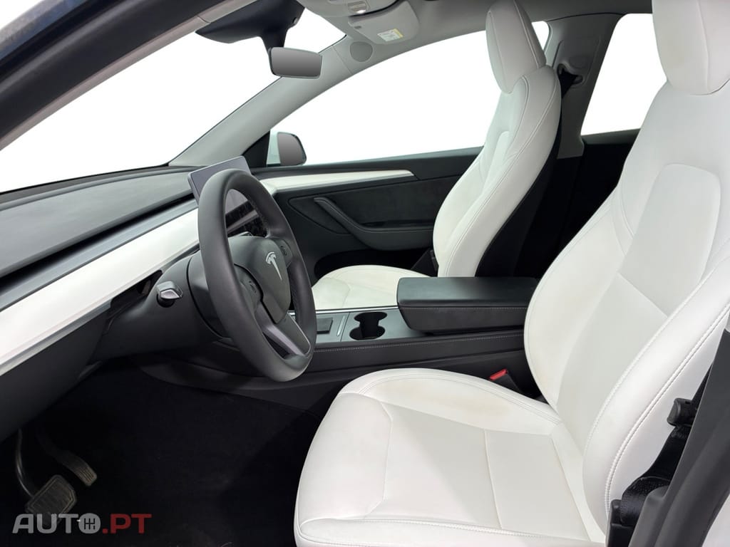 Tesla Model Y Long Range Dual Motor AWD