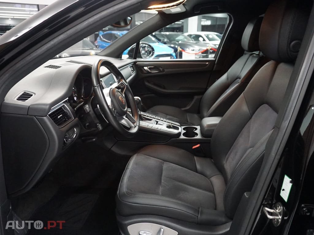 Porsche Macan PDK