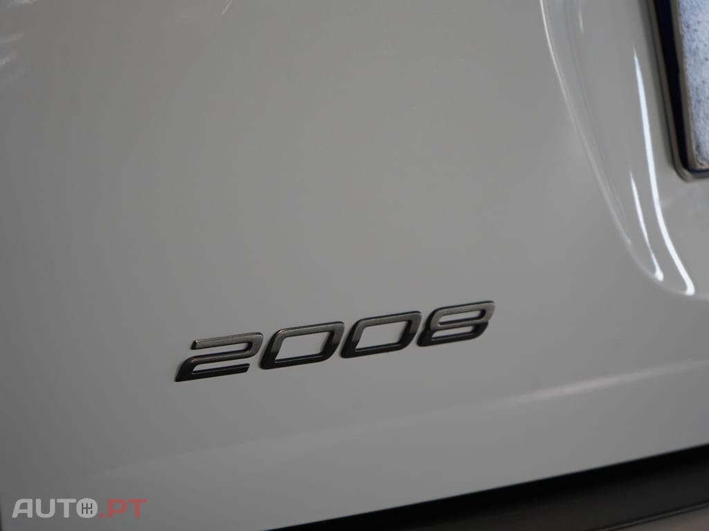 Peugeot 2008 1.2 PureTech Allure