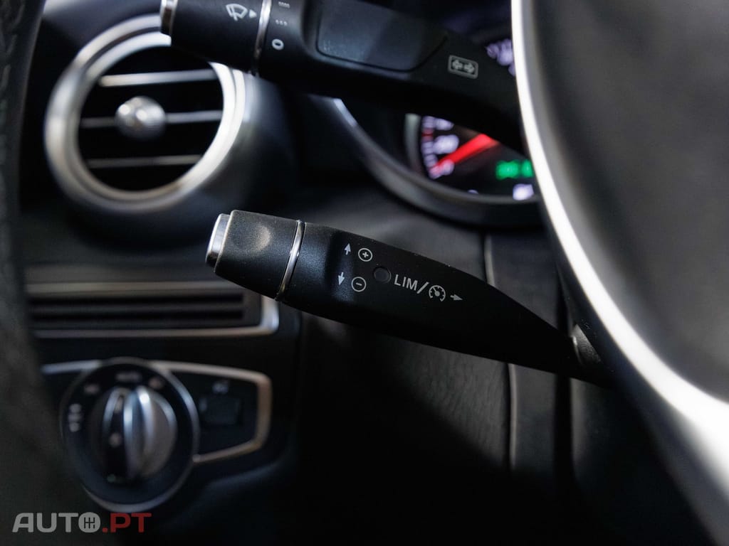 Mercedes-Benz C 220 d 9G-TRONIC AMG Line