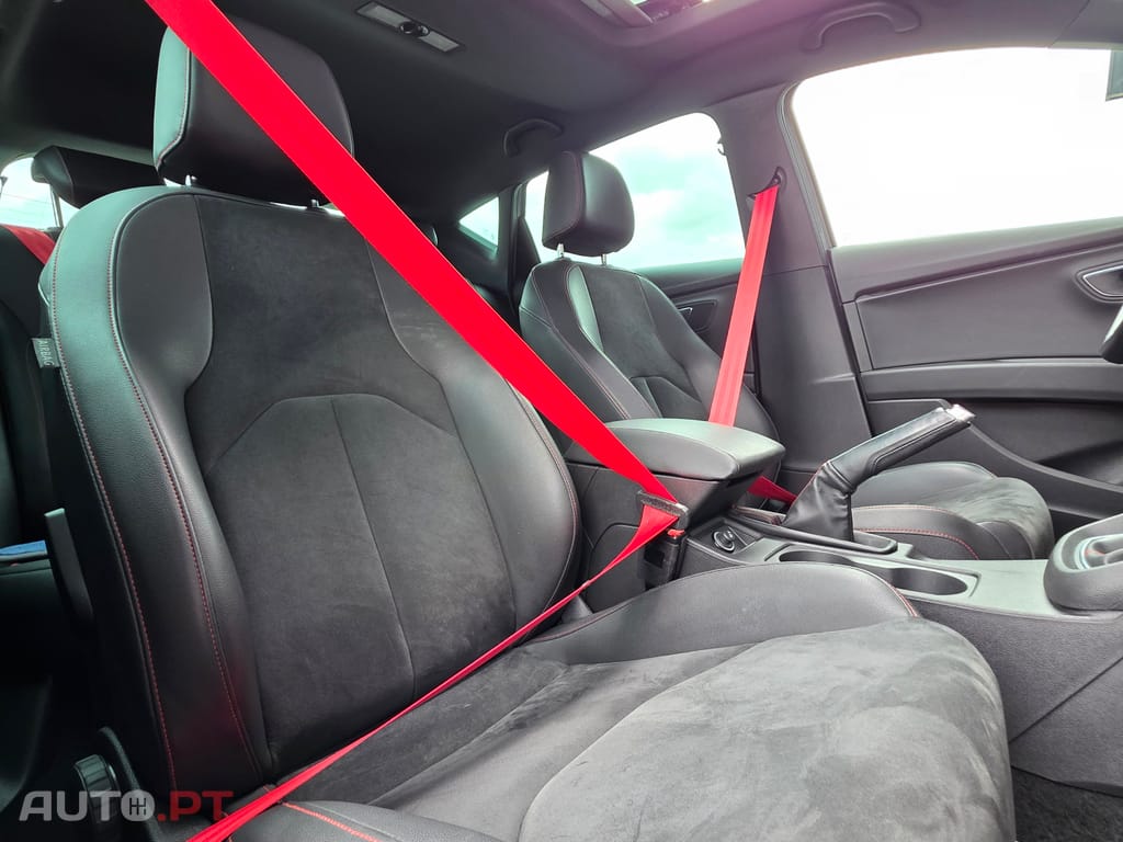 Seat Leon 184 FR Nardo Grey