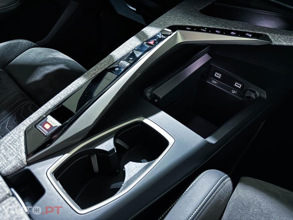 Peugeot 3008 1.2 e-Hybrid GT Pack