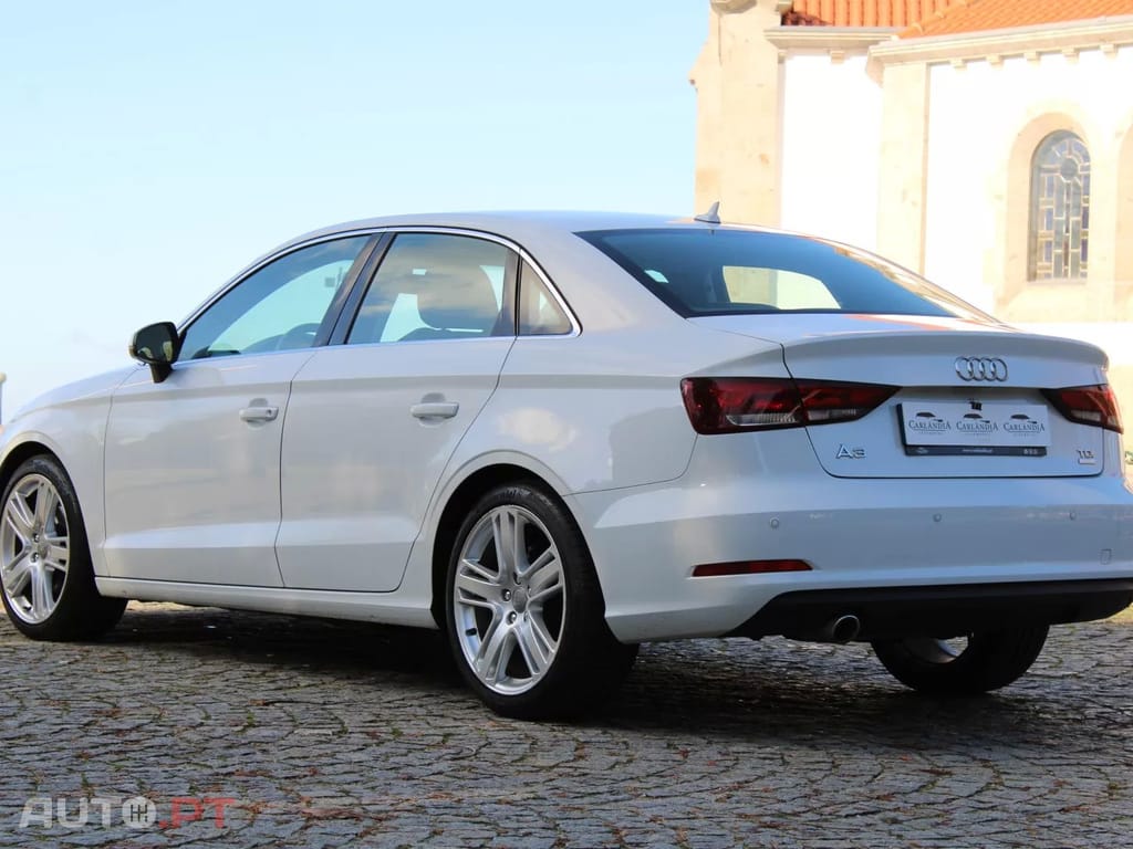 Audi A3 1.6 TDI Business Line Attraction Ultra