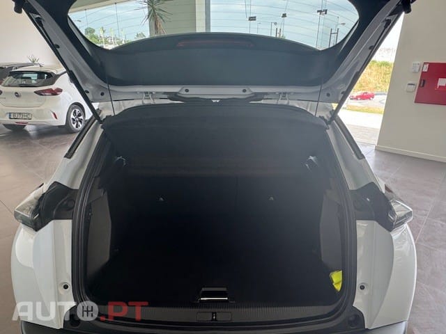 Peugeot 2008 1.2 PureTech Allure