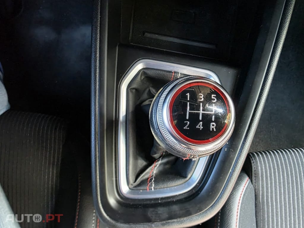 Renault Clio 1.0 TCe RS Line