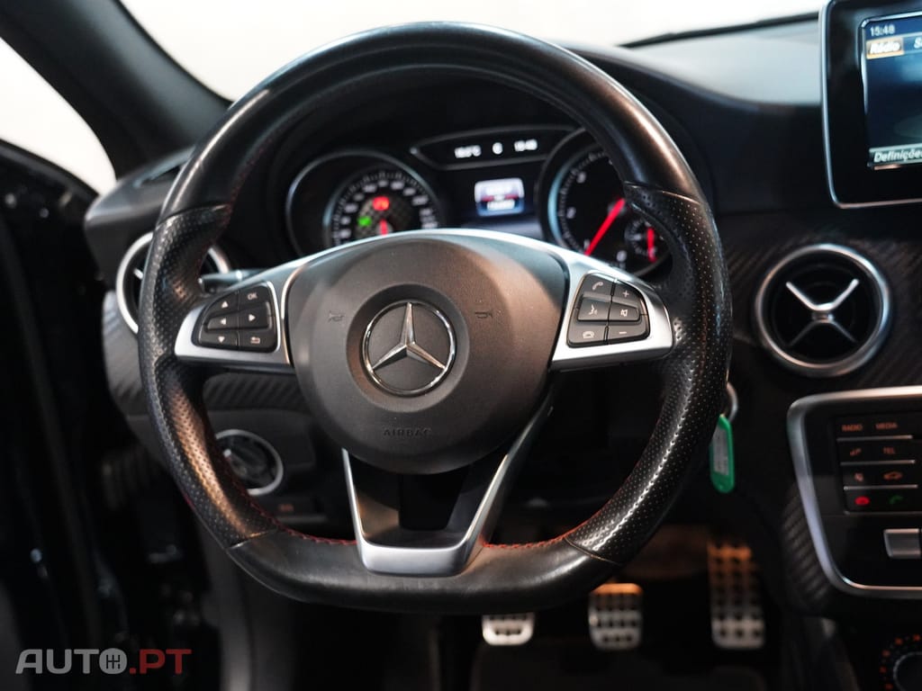 Mercedes-Benz A 180 d AMG Line