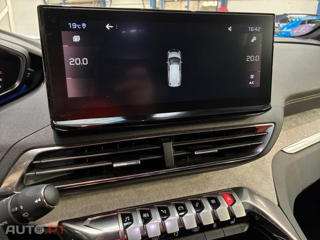 Peugeot 5008 1.2 PureTech GT EAT8