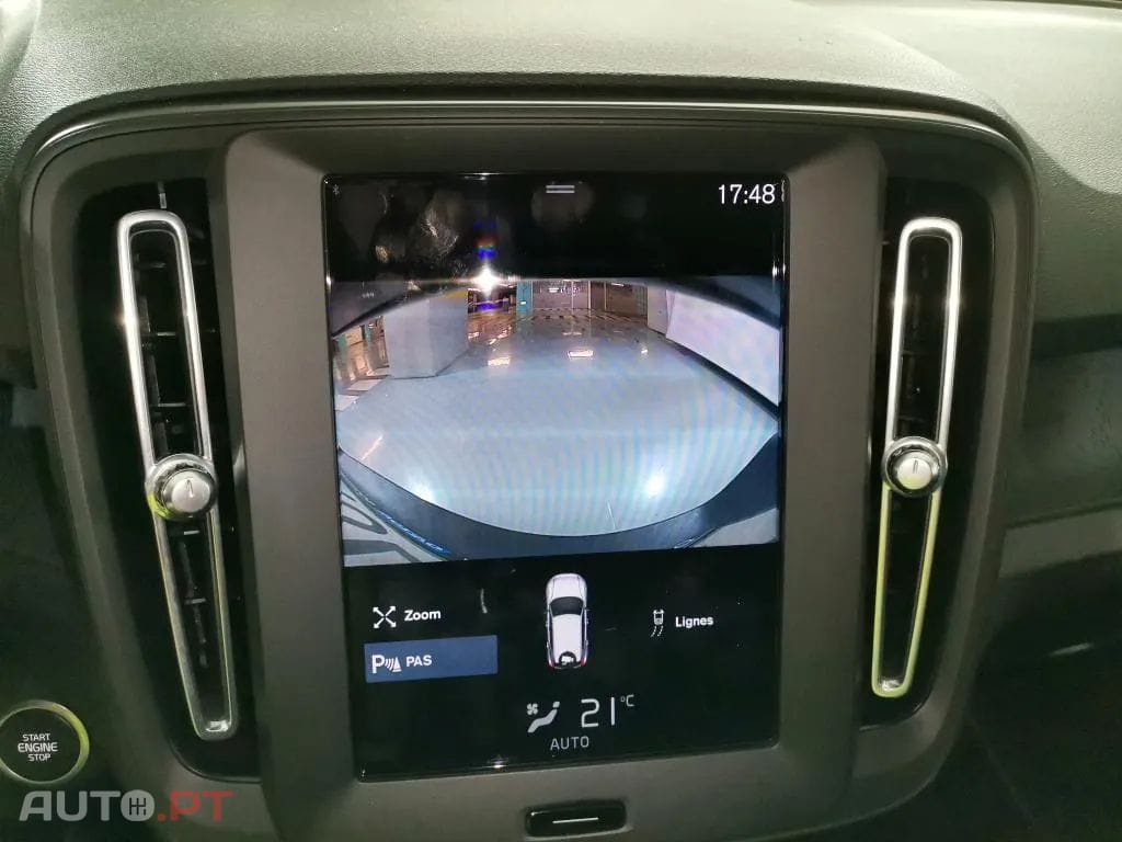 Volvo XC40 1.5 T3 Momentum Core