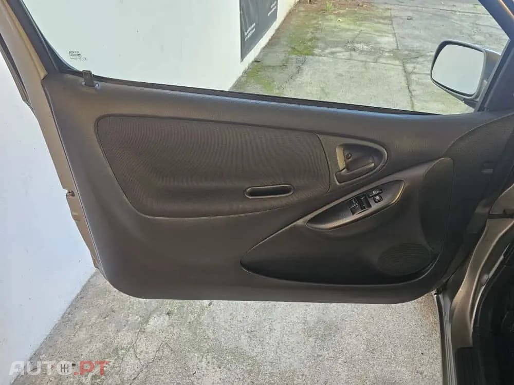 Toyota Yaris 1.4 D-4D Sol AC