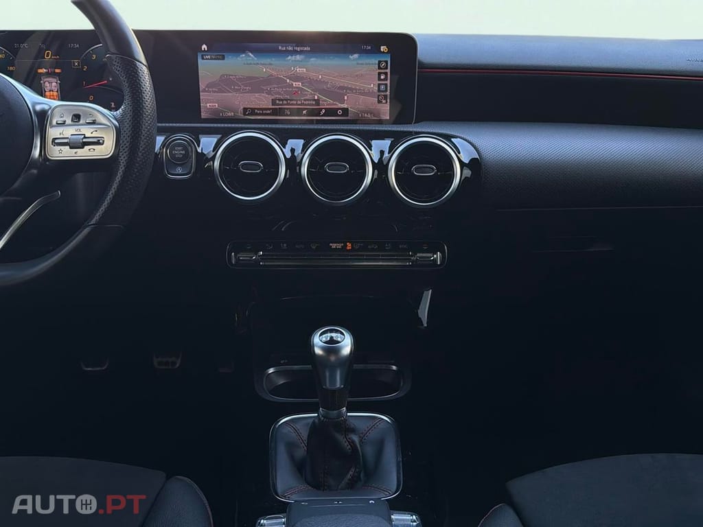 Mercedes-Benz A 200 AMG Line