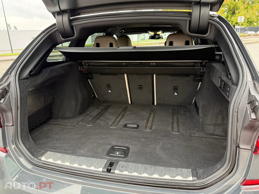 BMW 320 d Touring Pack M Auto